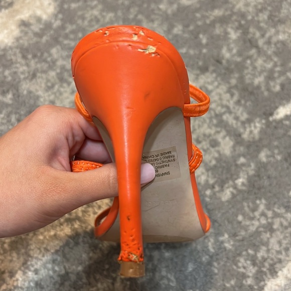 Steve Madden Snap Strappy Sandal Red Orange size 8 - Picture 3 of 3